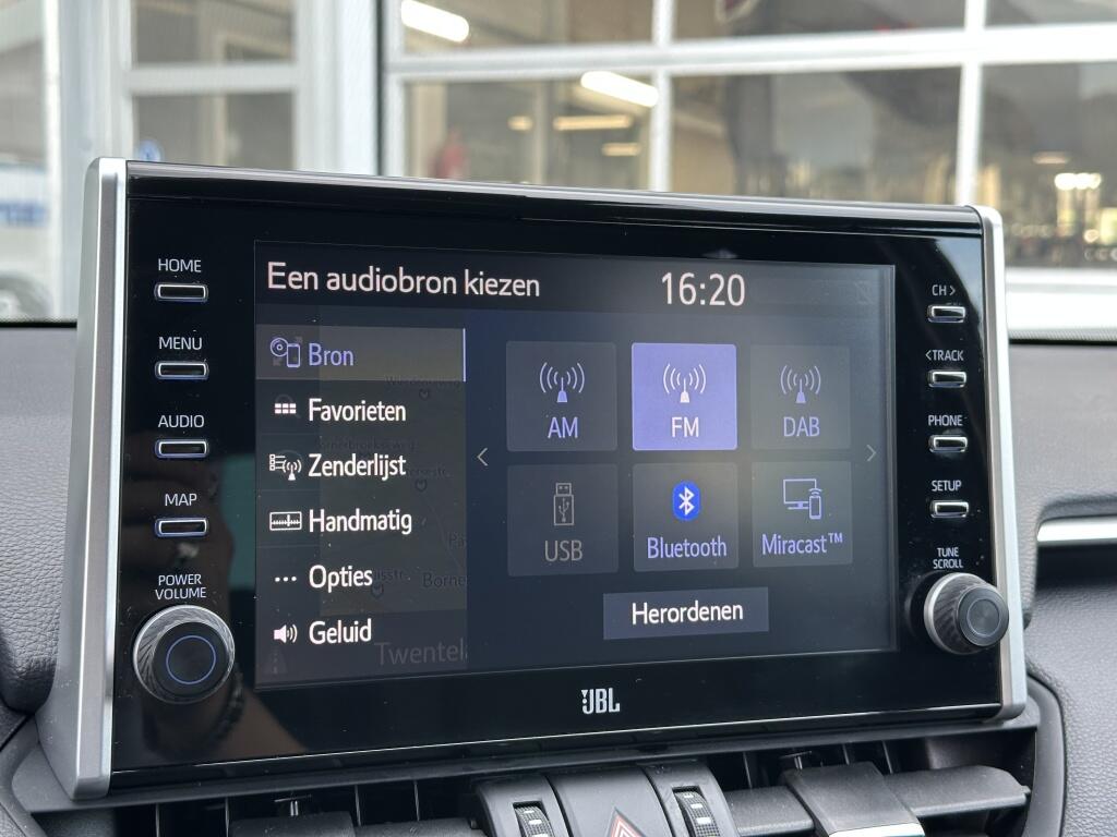 Toyota RAV4 2.5 PLUG-IN AWD Hybrid Bi-Tone Plus | BEARLOCK | 360 camera - Image 15