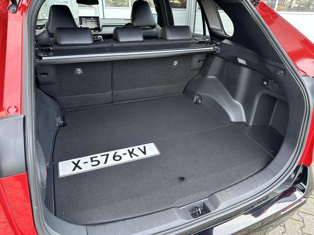Toyota RAV4 2.5 PLUG-IN AWD Hybrid Bi-Tone Plus | BEARLOCK | 360 camera - Image 30
