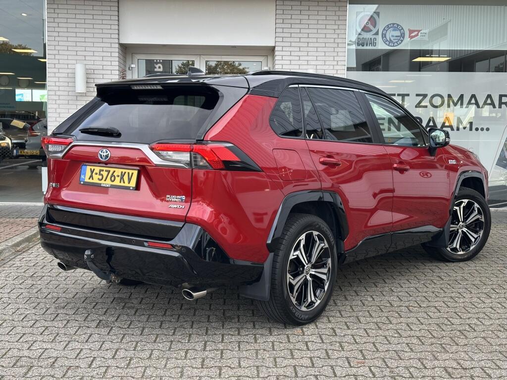 Toyota RAV4 2.5 PLUG-IN AWD Hybrid Bi-Tone Plus | BEARLOCK | 360 camera - Image 5