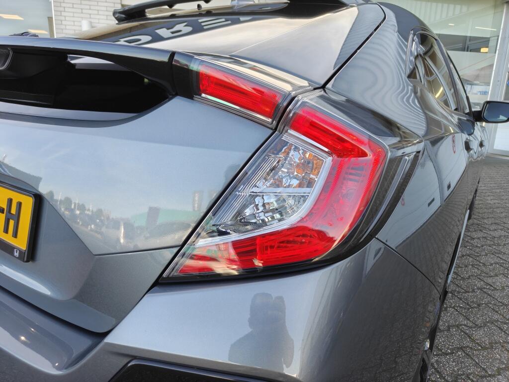 Honda Civic 1.5 i-VTEC Sport - Image 18