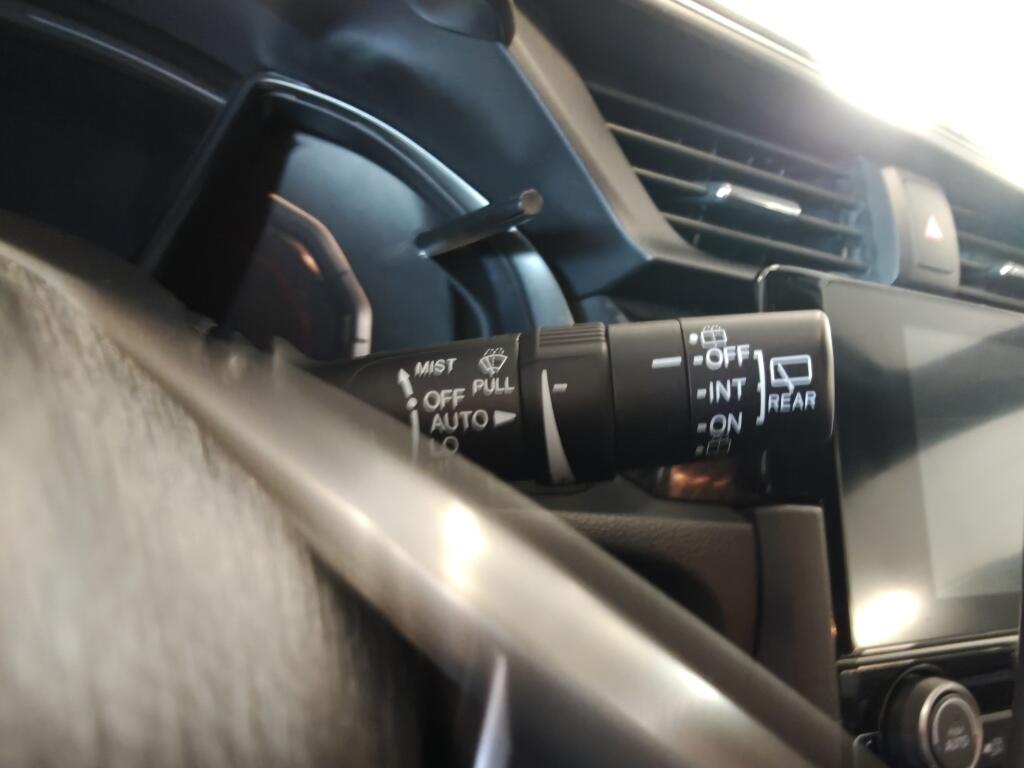 Honda Civic 1.5 i-VTEC Sport - Image 29