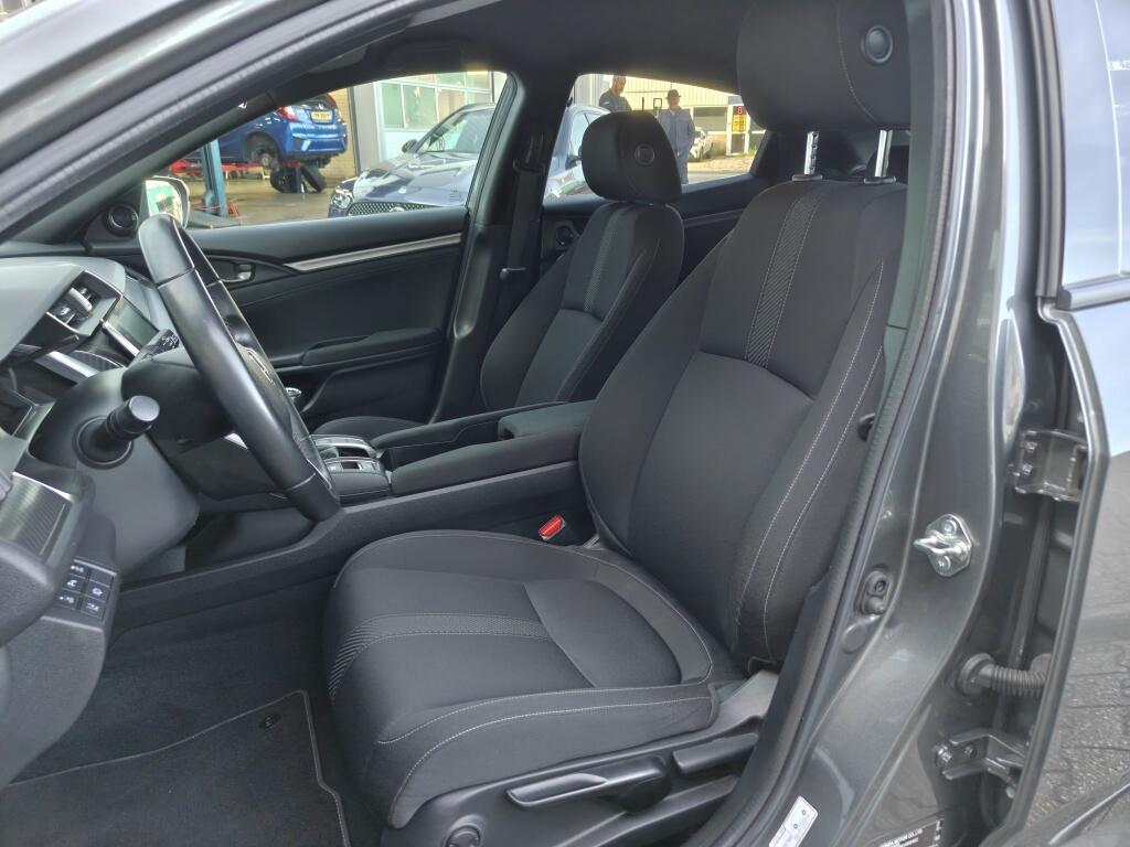 Honda Civic 1.5 i-VTEC Sport - Image 8