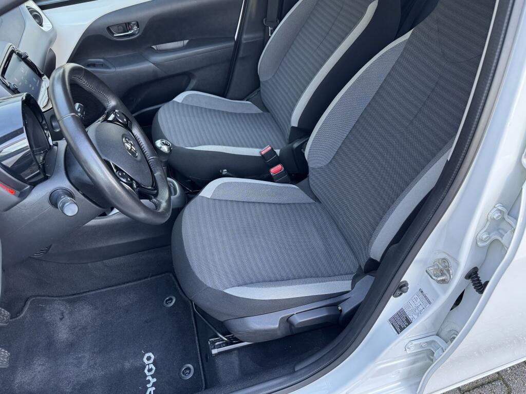 Toyota Aygo 1.0 VVT-i x-joy | Apple Carplay/Android Auto | Clima | LM - Image 14