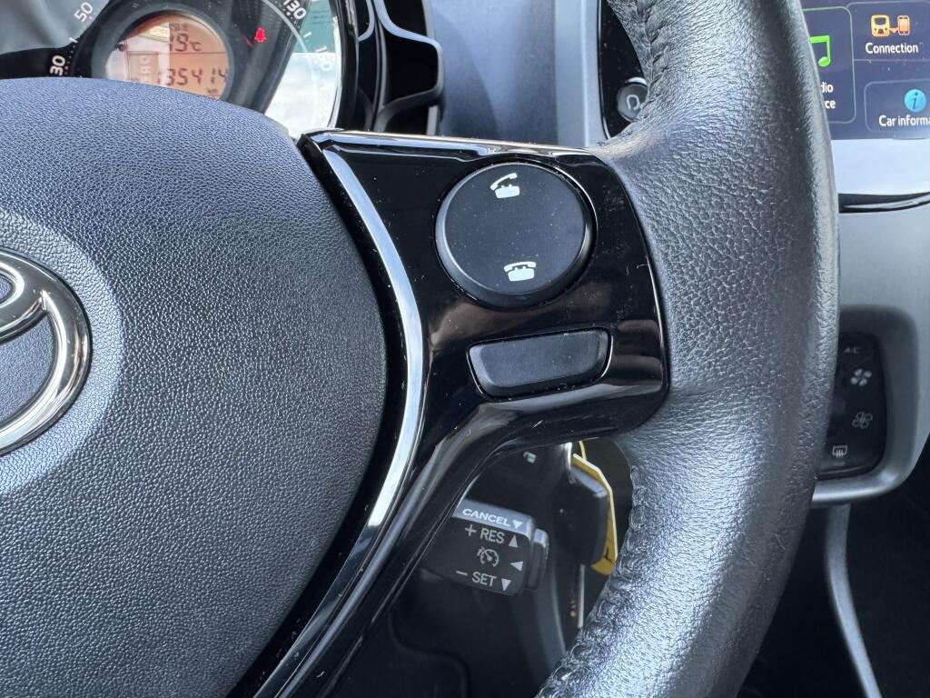 Toyota Aygo 1.0 VVT-i x-joy | Apple Carplay/Android Auto | Clima | LM - Image 20
