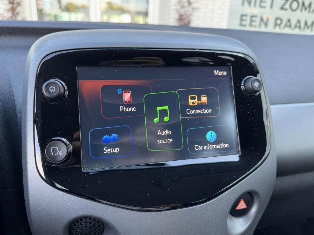 Toyota Aygo 1.0 VVT-i x-joy | Apple Carplay/Android Auto | Clima | LM - Image 22