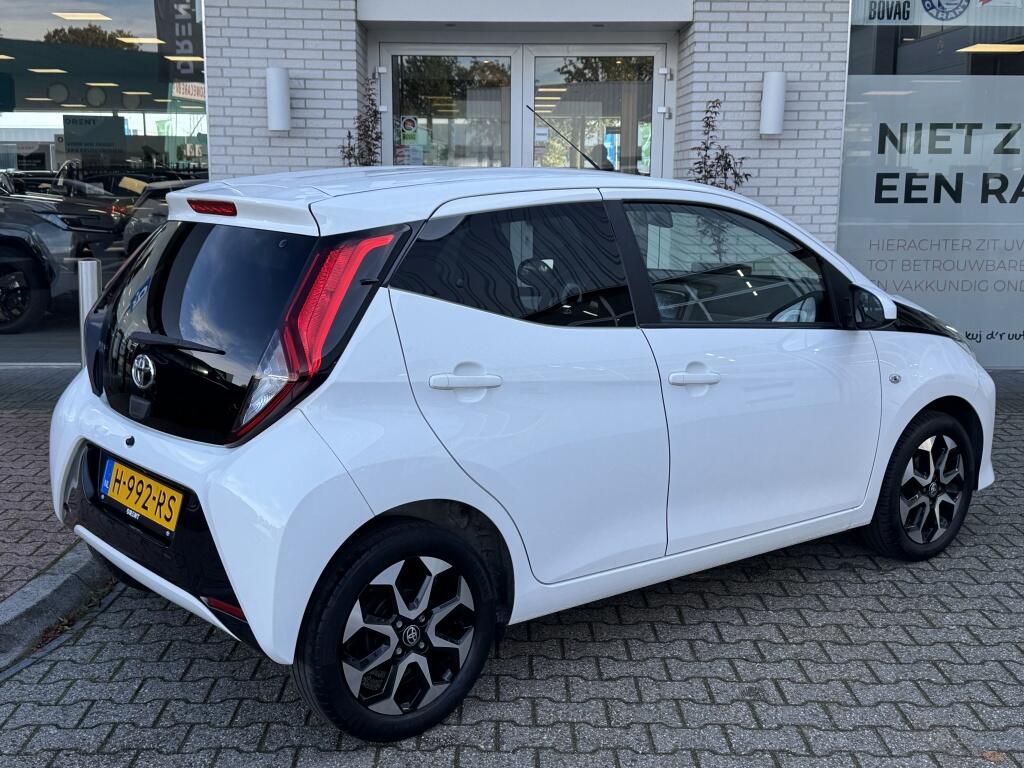 Toyota Aygo 1.0 VVT-i x-joy | Apple Carplay/Android Auto | Clima | LM - Image 6
