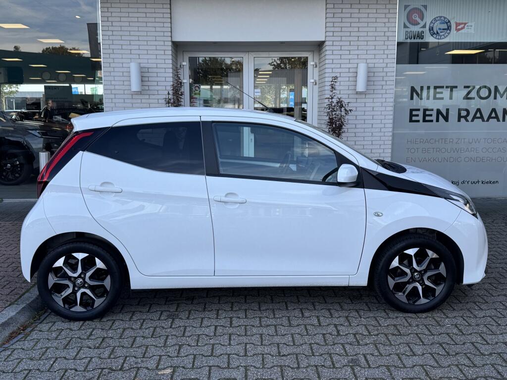Toyota Aygo 1.0 VVT-i x-joy | Apple Carplay/Android Auto | Clima | LM - Image 7