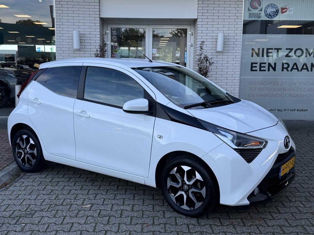 Toyota Aygo 1.0 VVT-i x-joy | Apple Carplay/Android Auto | Clima | LM - Image 8