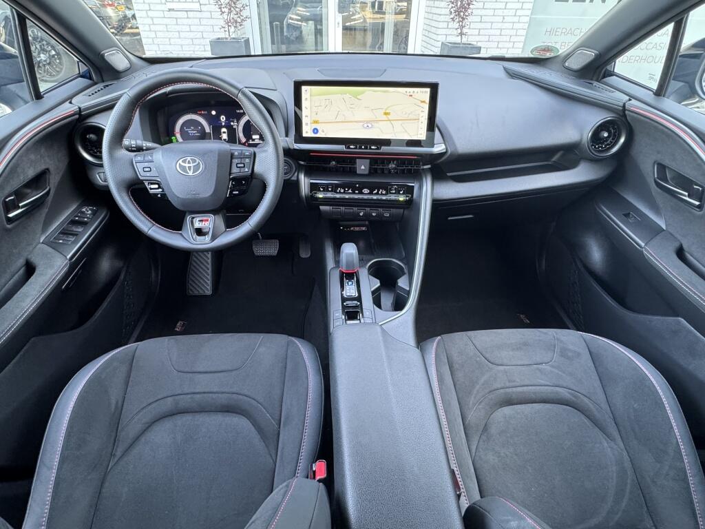 Toyota C-HR 2.0 PHEV 220 GR Sport Bi-Tone | Memory Seat | JBL | Stuurwielverw. | 19 Inch| Elektrische achterklep - Image 14