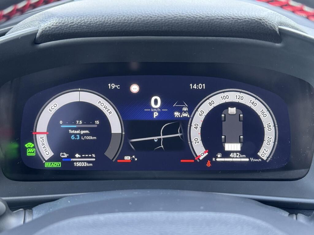 Toyota C-HR 2.0 PHEV 220 GR Sport Bi-Tone | Memory Seat | JBL | Stuurwielverw. | 19 Inch| Elektrische achterklep - Image 22