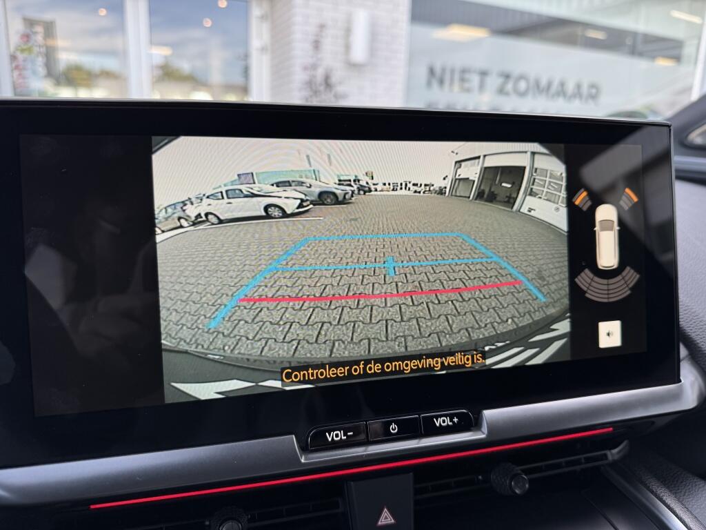 Toyota C-HR 2.0 PHEV 220 GR Sport Bi-Tone | Memory Seat | JBL | Stuurwielverw. | 19 Inch| Elektrische achterklep - Image 29