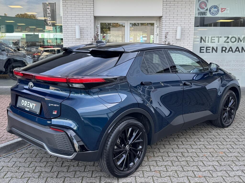 Toyota C-HR 2.0 PHEV 220 GR Sport Bi-Tone | Memory Seat | JBL | Stuurwielverw. | 19 Inch| Elektrische achterklep - Image 5