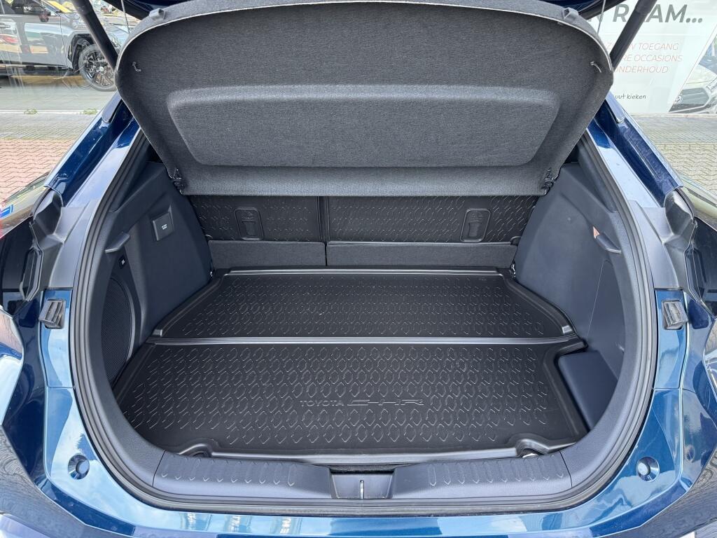 Toyota C-HR 2.0 PHEV 220 GR Sport Bi-Tone | Memory Seat | JBL | Stuurwielverw. | 19 Inch| Elektrische achterklep - Image 9