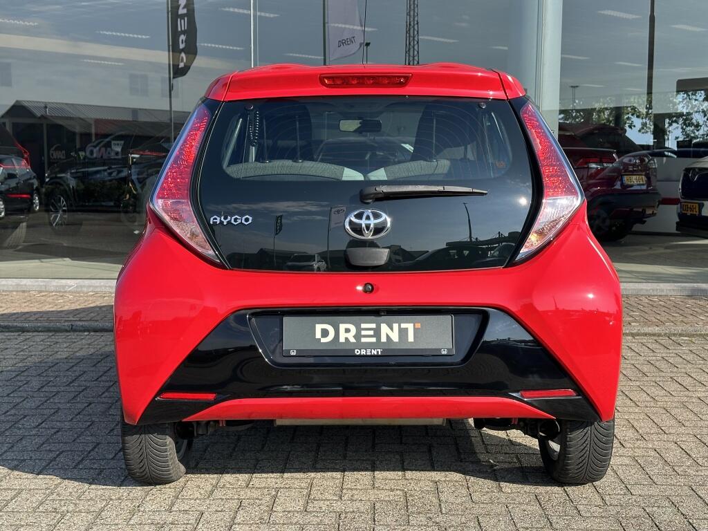 Toyota Aygo 1.0 VVT-i x-play | Airco | Camera | Lichtmetaal - Image 4
