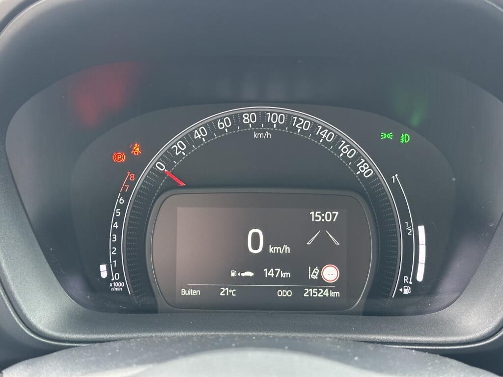 Toyota Aygo X 1.0 VVT-i MT Envy | PDC | NL Auto | CarPlay - Image 11