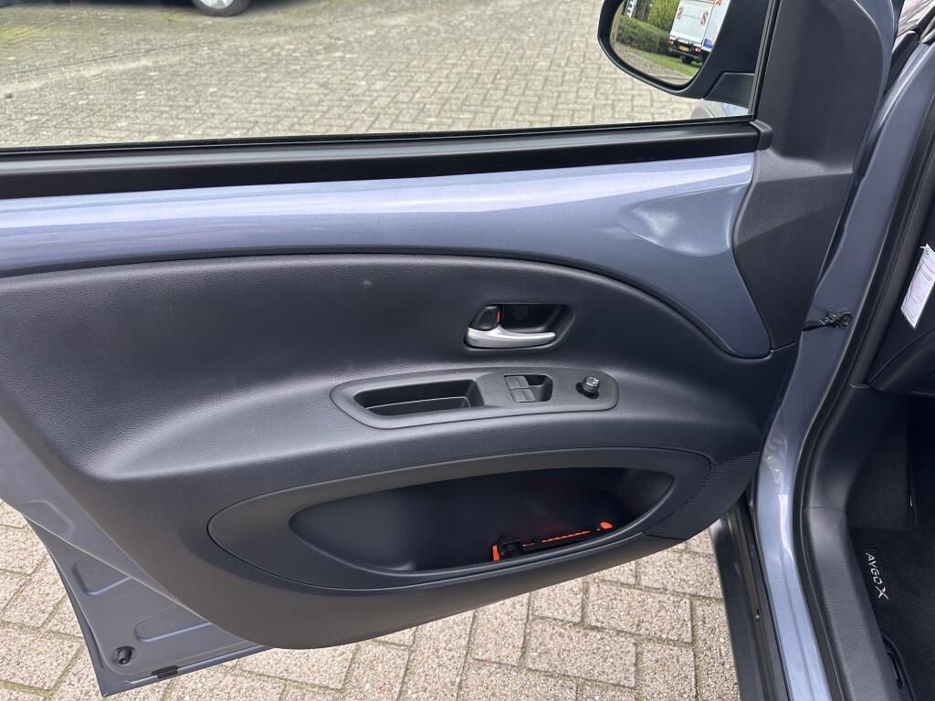 Toyota Aygo X 1.0 VVT-i MT Envy | PDC | NL Auto | CarPlay - Image 19