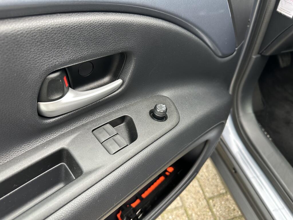 Toyota Aygo X 1.0 VVT-i MT Envy | PDC | NL Auto | CarPlay - Image 20