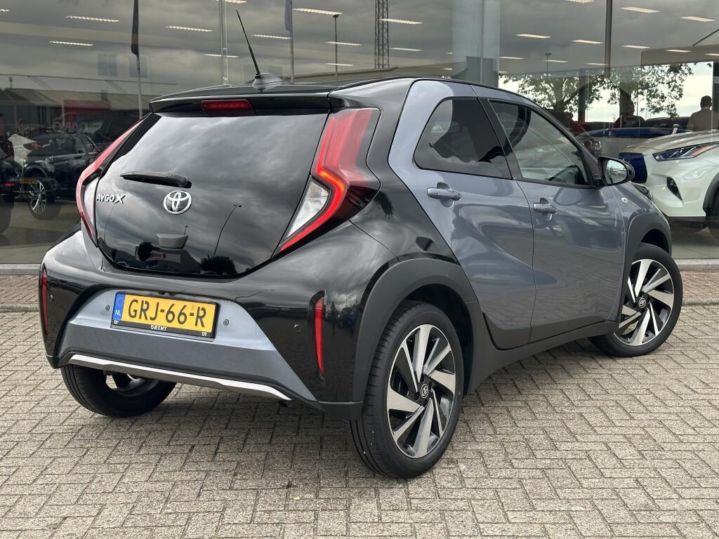 Toyota Aygo X 1.0 VVT-i MT Envy | PDC | NL Auto | CarPlay - Image 5