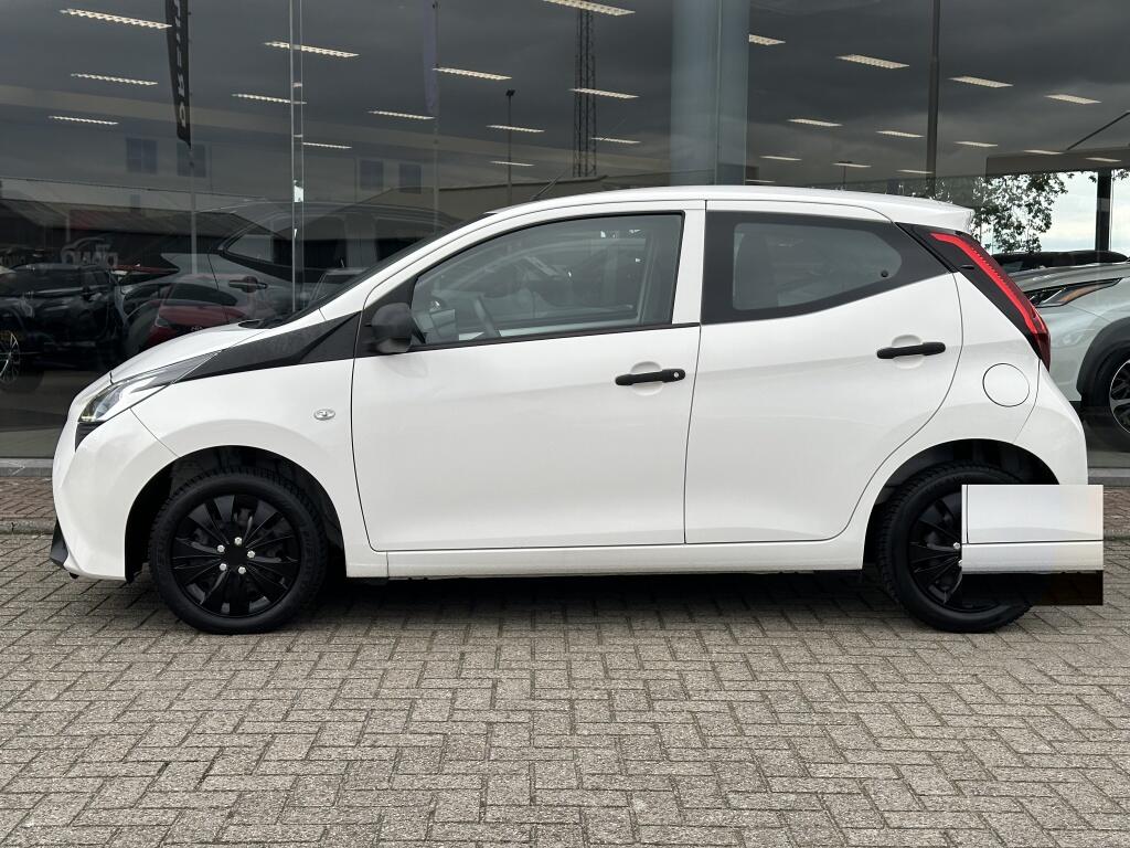 Toyota Aygo 1.0 VVT-i x-fun | Airco | Bluetooth - Image 2