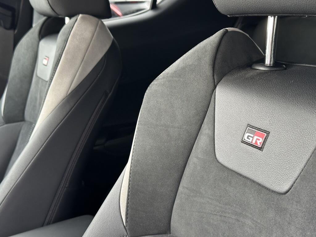 Toyota C-HR 2.0 Hybrid GR-Sport | Premium Pack | JBL | Navi | Sensoren v/a | - Image 28