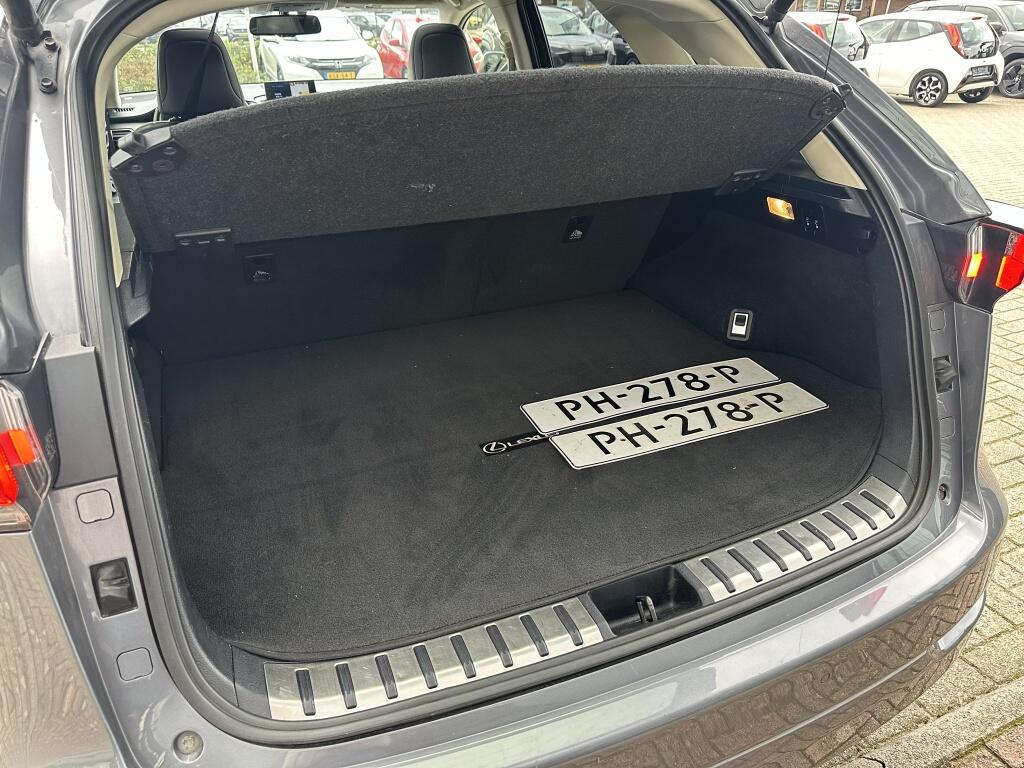 Lexus NX 300h AWD President Line | Trekhaak | Mark Levinson - Image 32