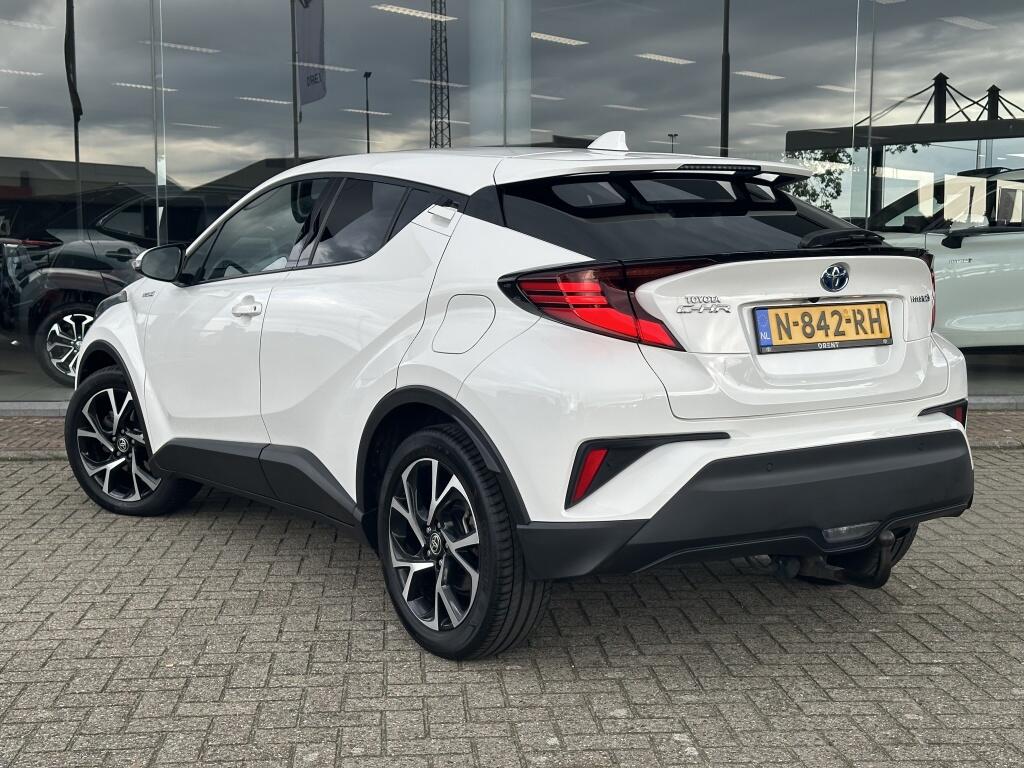 Toyota C-HR 1.8 Hybrid Style | Trekhaak | JBL | Blind Spot - Image 3