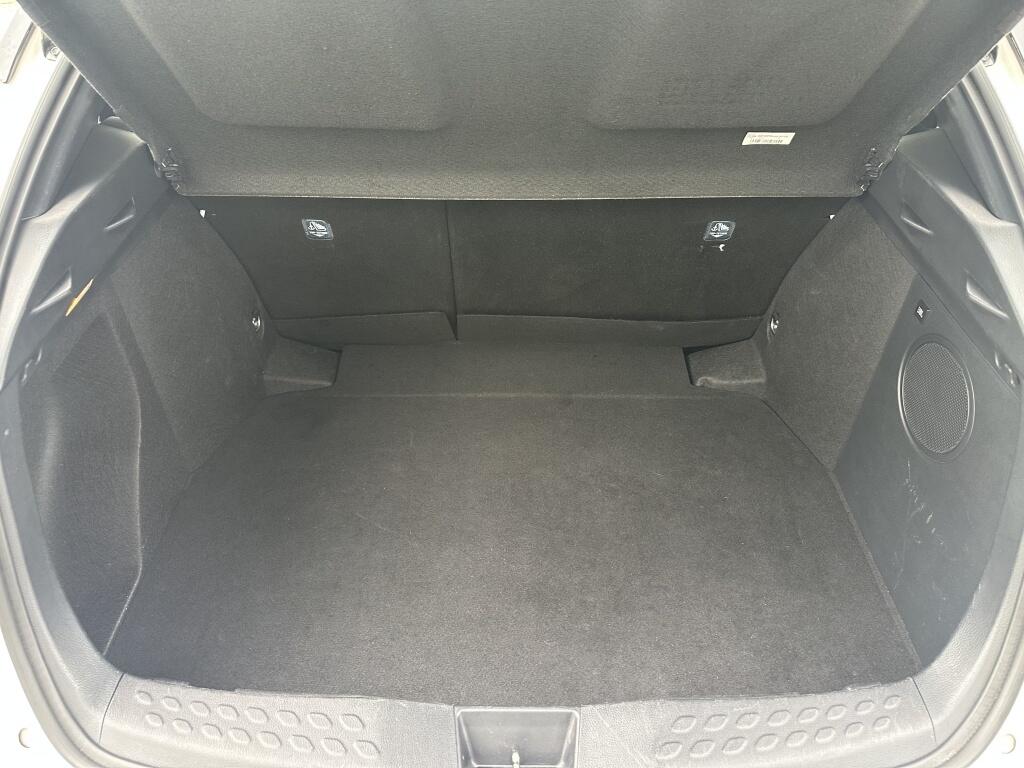 Toyota C-HR 1.8 Hybrid Style | Trekhaak | JBL | Blind Spot - Image 31