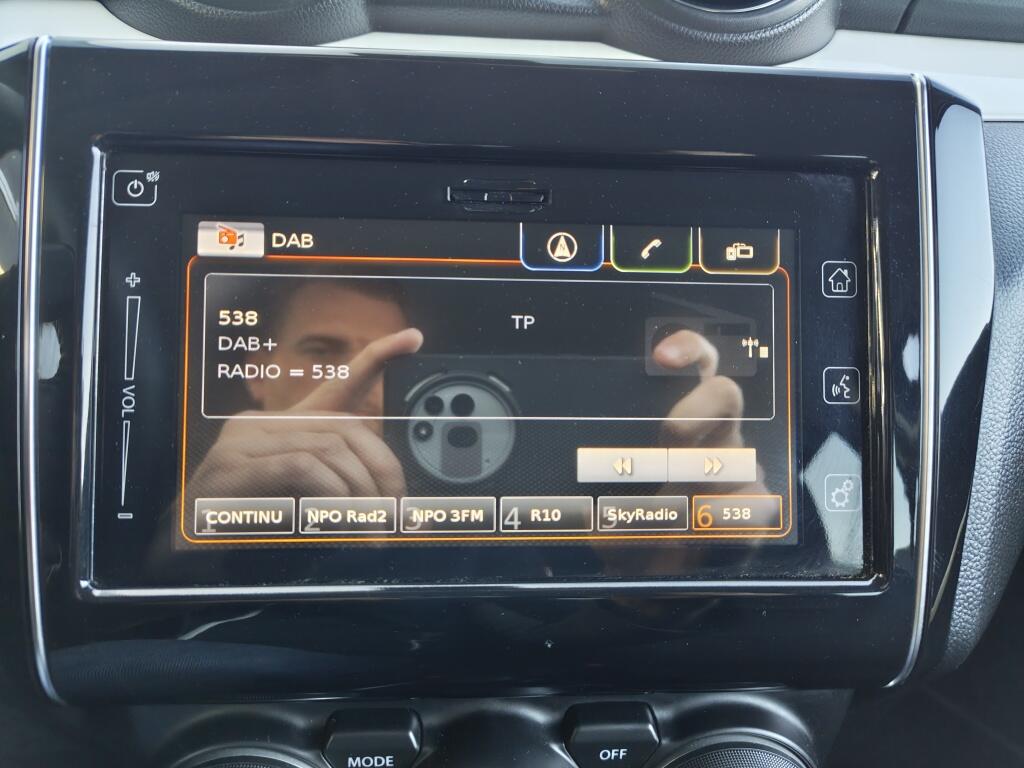 Suzuki Swift 1.2 Stijl | Keyless Start/Entry | Android Auto | Navi | Stoelverwarming - Image 16