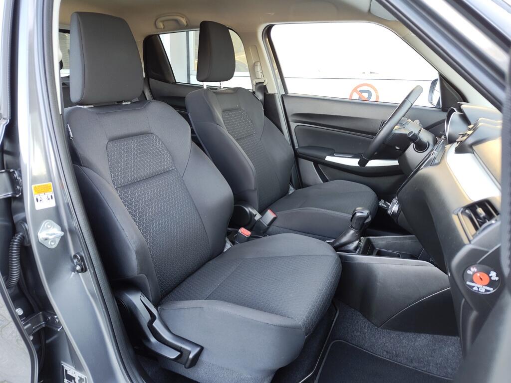 Suzuki Swift 1.2 Stijl | Keyless Start/Entry | Android Auto | Navi | Stoelverwarming - Image 29