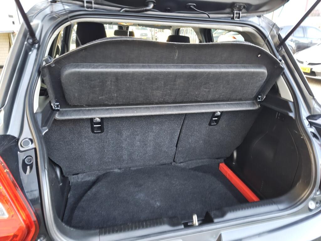 Suzuki Swift 1.2 Stijl | Keyless Start/Entry | Android Auto | Navi | Stoelverwarming - Image 32