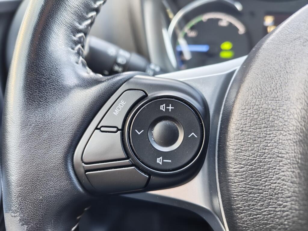 Toyota Yaris 1.5 Hybrid GR-Sport | Android Auto | Stoelverwarming | Keyless Entry - Image 13