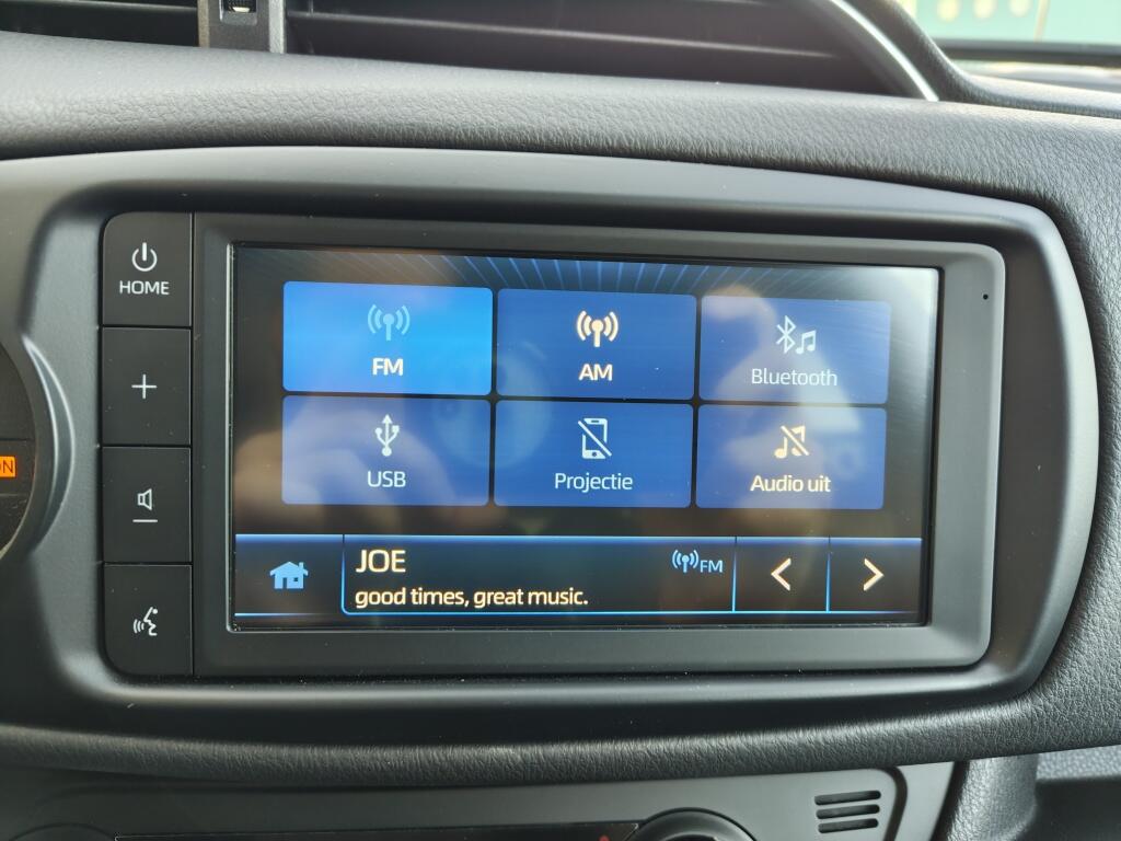 Toyota Yaris 1.5 Hybrid GR-Sport | Android Auto | Stoelverwarming | Keyless Entry - Image 16