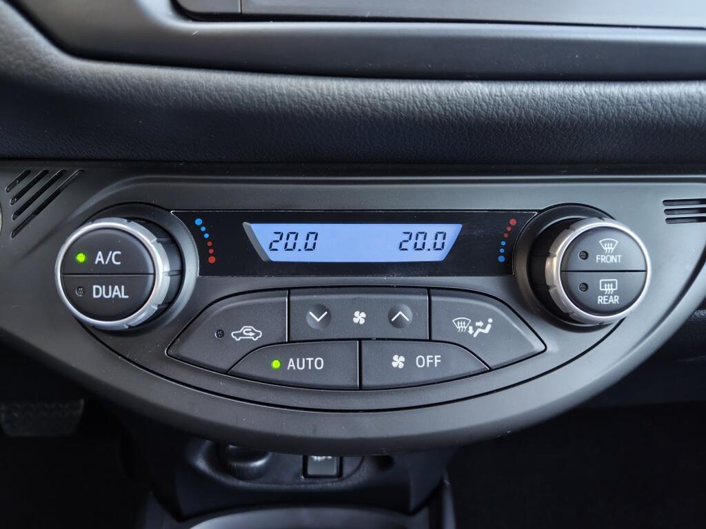 Toyota Yaris 1.5 Hybrid GR-Sport | Android Auto | Stoelverwarming | Keyless Entry - Image 19