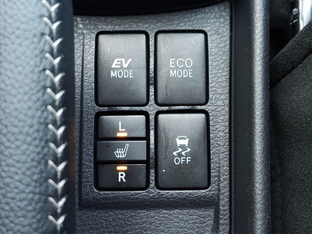 Toyota Yaris 1.5 Hybrid GR-Sport | Android Auto | Stoelverwarming | Keyless Entry - Image 22
