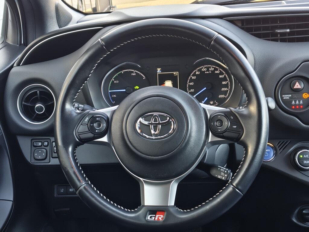 Toyota Yaris 1.5 Hybrid GR-Sport | Android Auto | Stoelverwarming | Keyless Entry - Image 9
