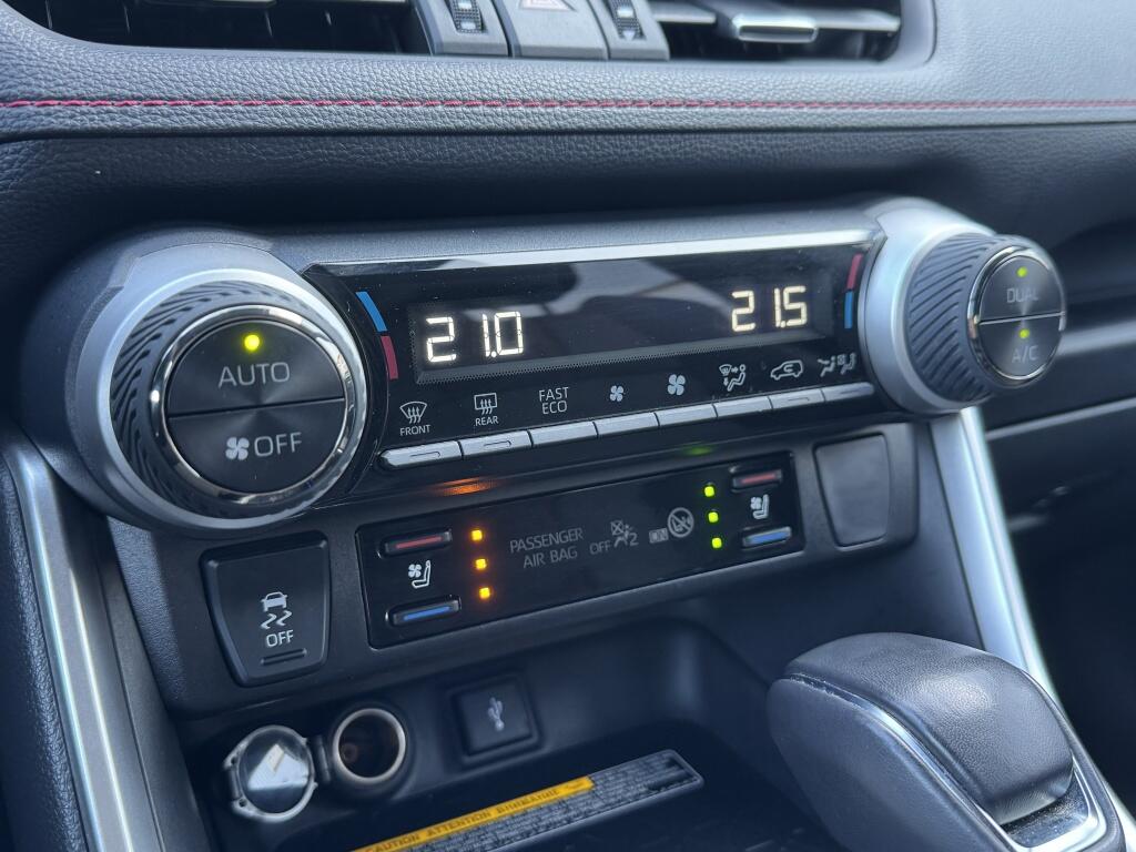 Toyota RAV4 2.5 Plug-in Hybrid Bi-Tone Plus | JBL | HUD | Leder | 360 Cam | Navi | - Image 32