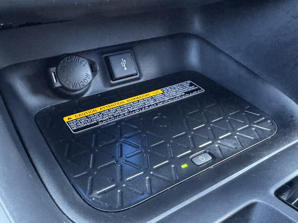 Toyota RAV4 2.5 Plug-in Hybrid Bi-Tone Plus | JBL | HUD | Leder | 360 Cam | Navi | - Image 33