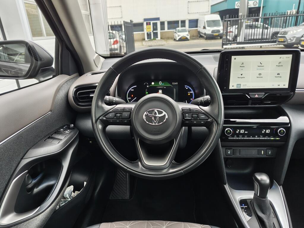 Toyota Yaris Cross 1.5 Hybrid Executive | Trekhaak | Pano | Sensoren v/a | Stoelverwarming | Keyless Entry - Image 10
