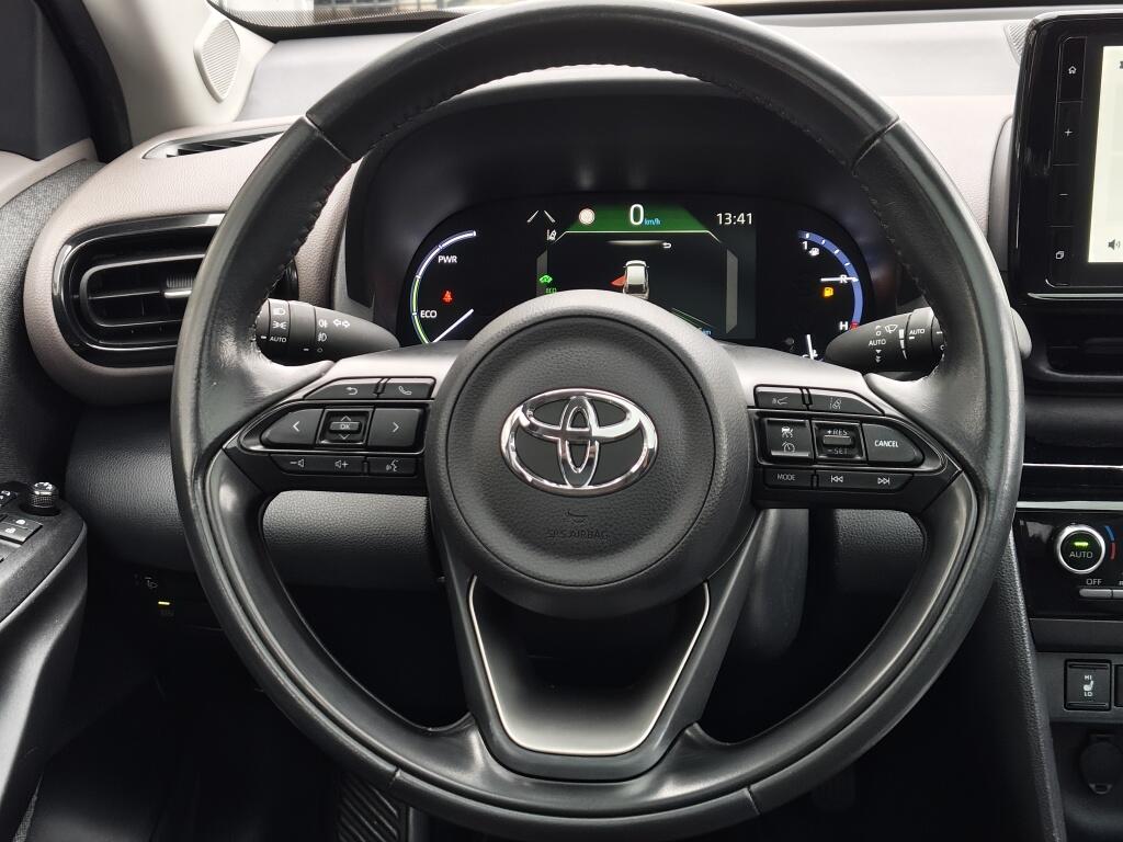 Toyota Yaris Cross 1.5 Hybrid Executive | Trekhaak | Pano | Sensoren v/a | Stoelverwarming | Keyless Entry - Image 11