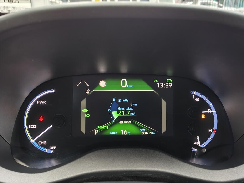 Toyota Yaris Cross 1.5 Hybrid Executive | Trekhaak | Pano | Sensoren v/a | Stoelverwarming | Keyless Entry - Image 12