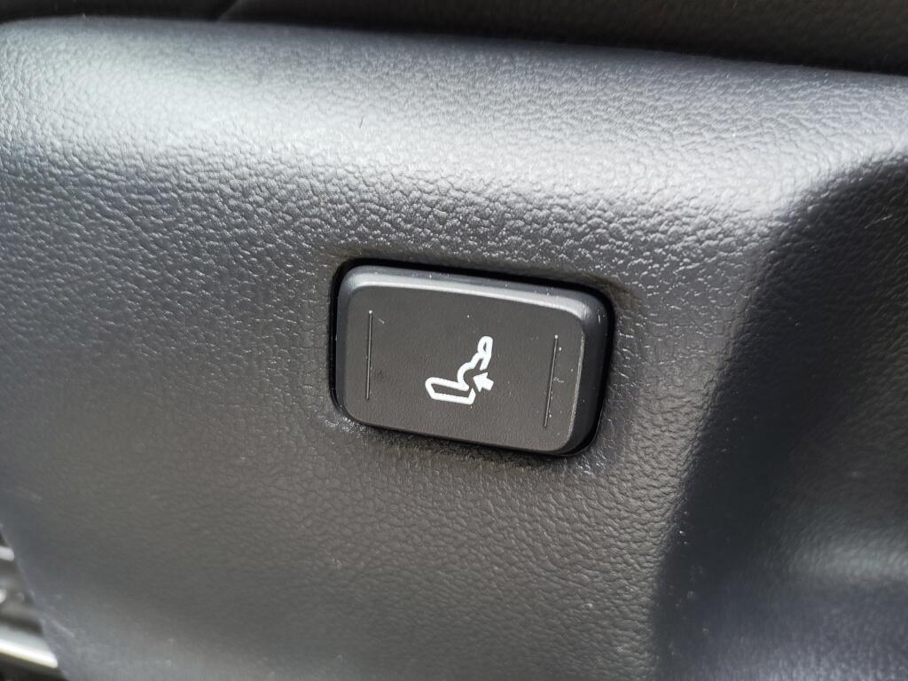 Toyota Yaris Cross 1.5 Hybrid Executive | Trekhaak | Pano | Sensoren v/a | Stoelverwarming | Keyless Entry - Image 29