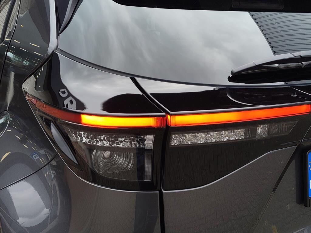 Toyota Yaris Cross 1.5 Hybrid Executive | Trekhaak | Pano | Sensoren v/a | Stoelverwarming | Keyless Entry - Image 36