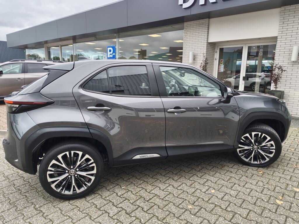 Toyota Yaris Cross 1.5 Hybrid Executive | Trekhaak | Pano | Sensoren v/a | Stoelverwarming | Keyless Entry - Image 5
