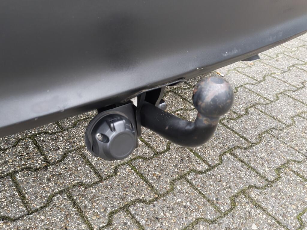 Toyota Yaris Cross 1.5 Hybrid Executive | Trekhaak | Pano | Sensoren v/a | Stoelverwarming | Keyless Entry - Image 8