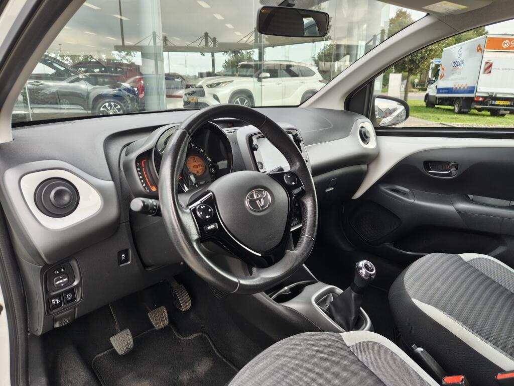 Toyota Aygo 1.0 VVT-i x-cite - Image 24