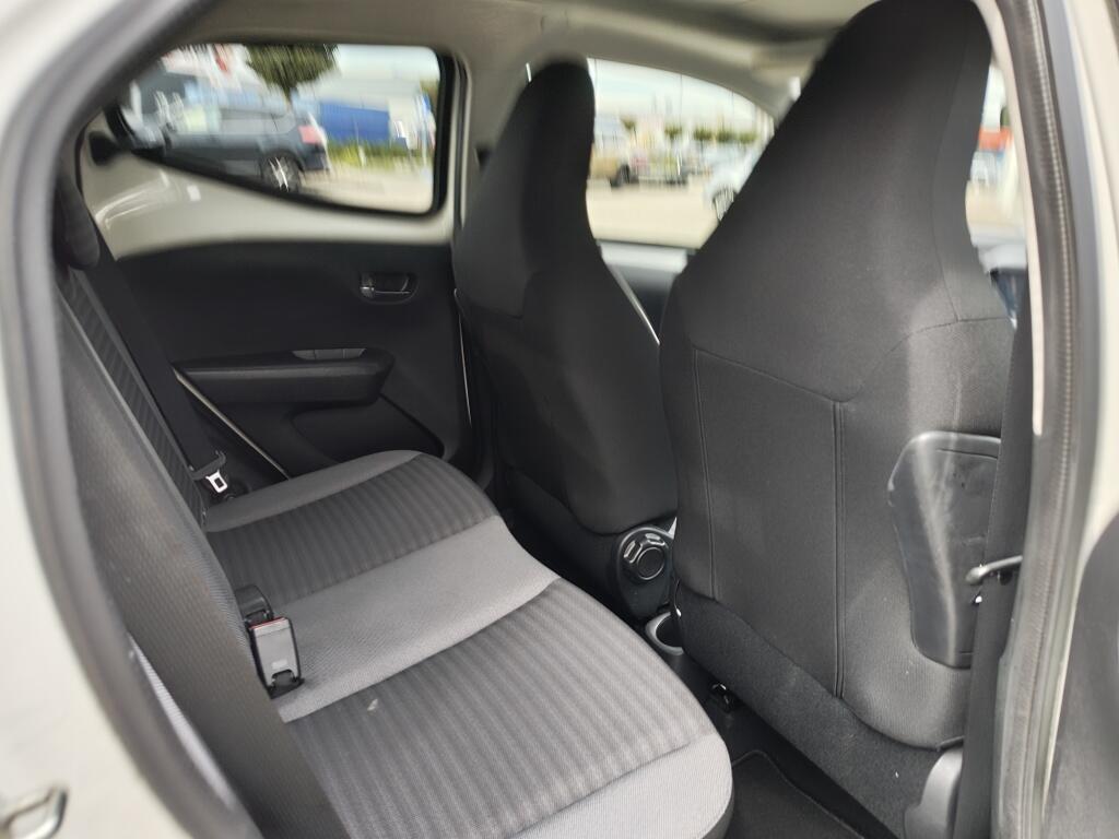 Toyota Aygo 1.0 VVT-i x-cite - Image 27