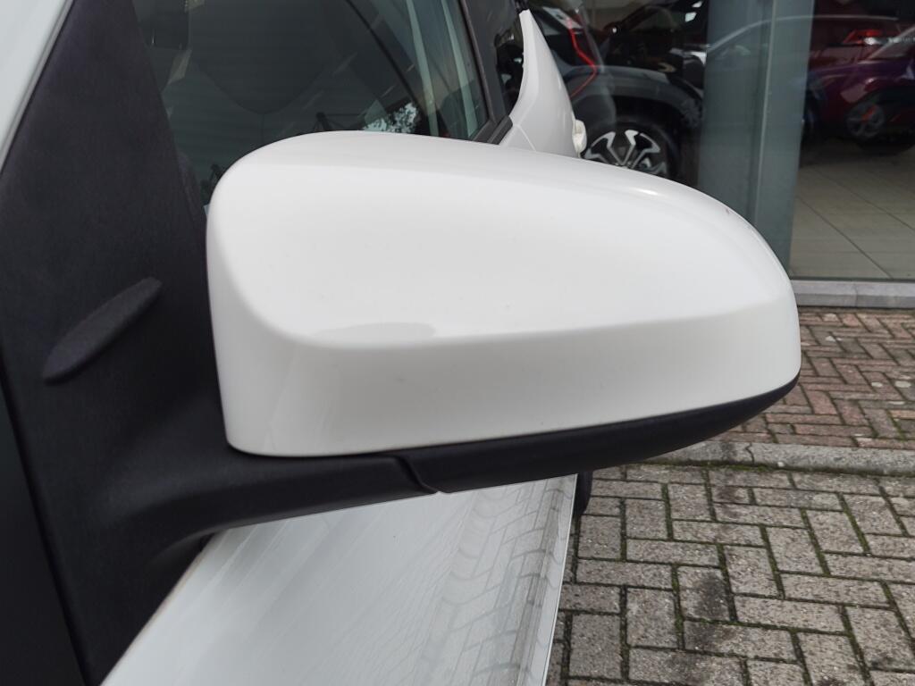 Toyota Aygo 1.0 VVT-i x-cite - Image 33