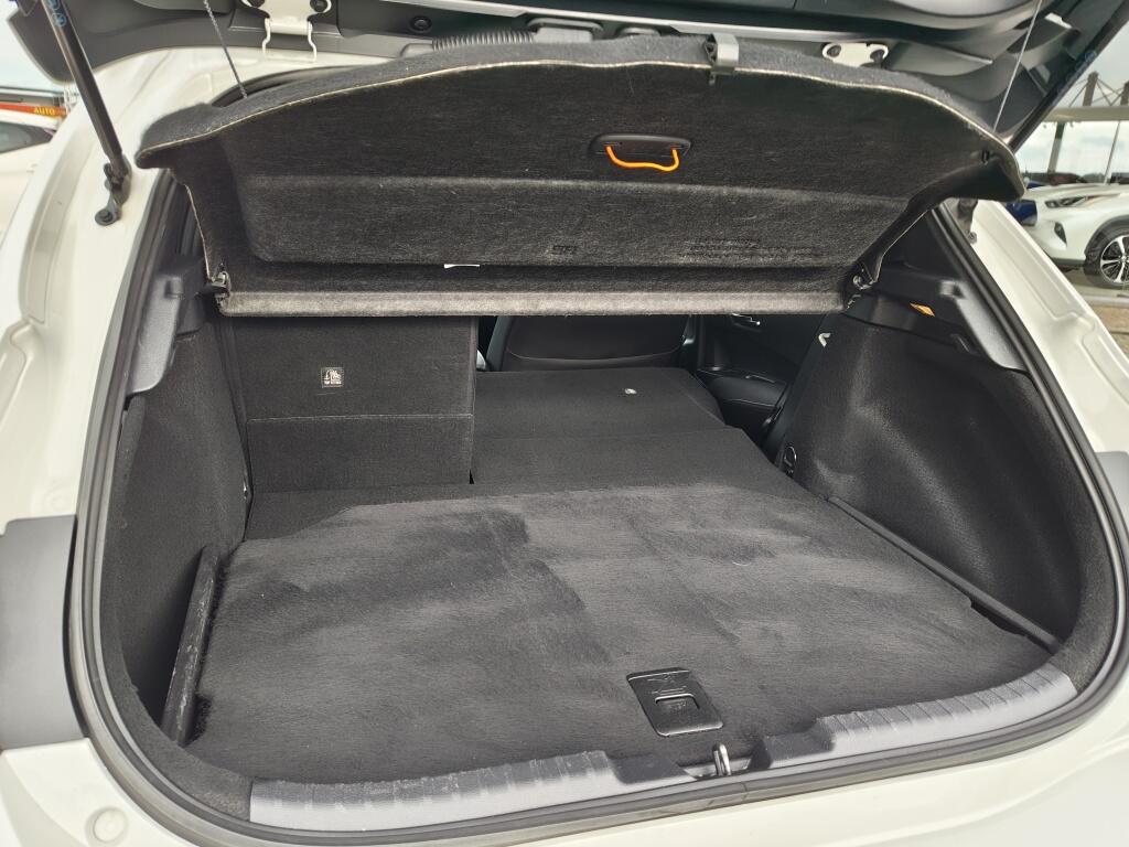 Toyota Corolla 2.0 Hybrid First Edition | El. Schuif/Kanteldak | Android Auto, Apple Carplay - Image 31