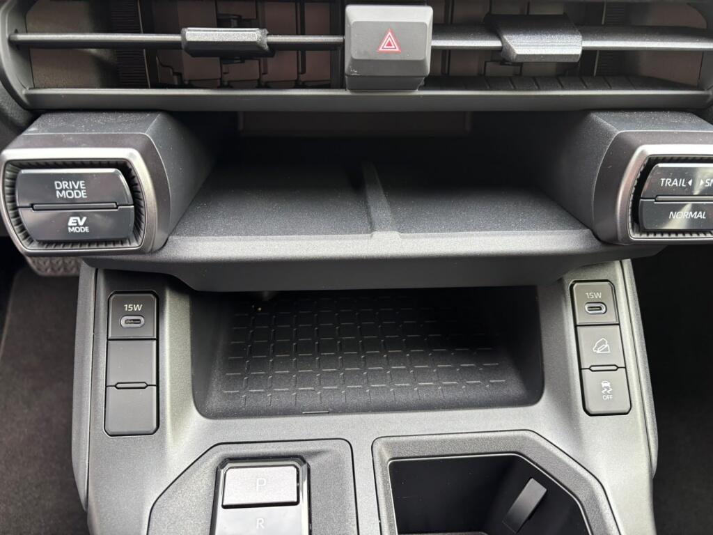 Toyota RAV4 2.5 Hybrid AWD 200 Dynamic | 2000kg Trekgew. | Sensoren v/a | - Image 22