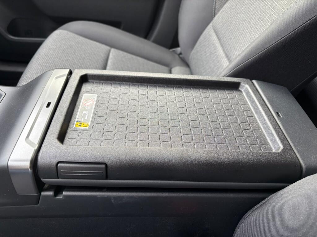 Toyota RAV4 2.5 Hybrid AWD 200 Dynamic | 2000kg Trekgew. | Sensoren v/a | - Image 25